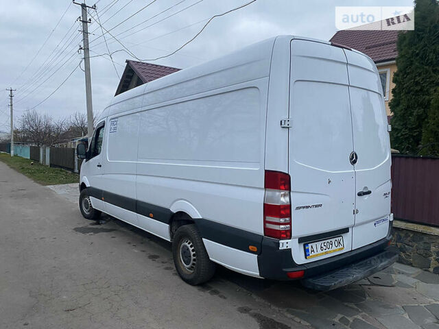 Белый Мерседес Sprinter, объемом двигателя 3 л и пробегом 452 тыс. км за 26900 $, фото 3 на Automoto.ua