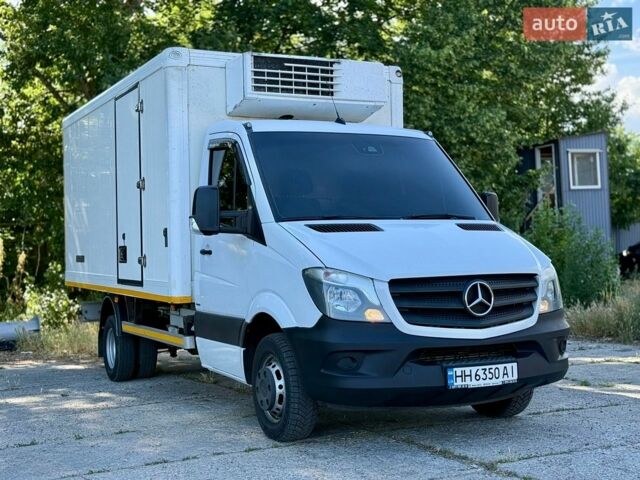 Белый Мерседес Sprinter, объемом двигателя 2.2 л и пробегом 250 тыс. км за 29999 $, фото 2 на Automoto.ua