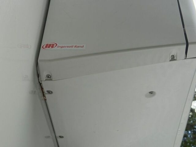 Белый Мерседес Sprinter, объемом двигателя 2.2 л и пробегом 234 тыс. км за 31400 $, фото 41 на Automoto.ua