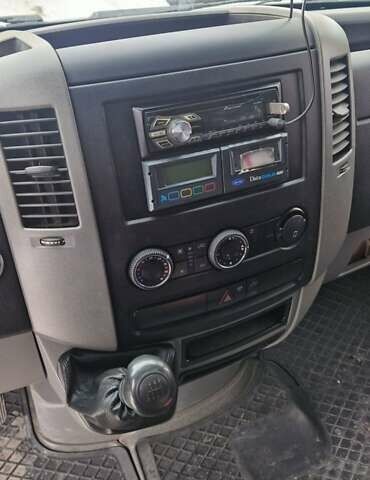 Белый Мерседес Sprinter, объемом двигателя 2.14 л и пробегом 291 тыс. км за 28500 $, фото 17 на Automoto.ua