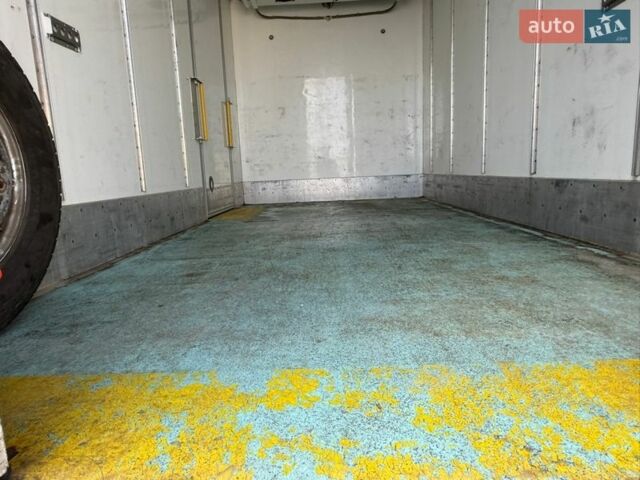 Белый Мерседес Sprinter, объемом двигателя 2.2 л и пробегом 320 тыс. км за 24950 $, фото 17 на Automoto.ua