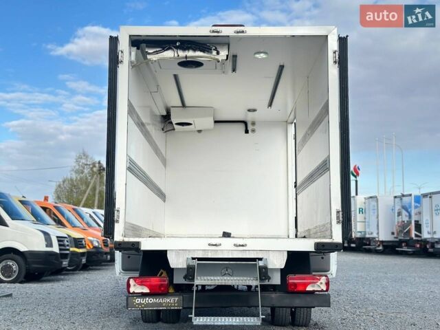 Белый Мерседес Sprinter, объемом двигателя 2.2 л и пробегом 185 тыс. км за 26900 $, фото 31 на Automoto.ua