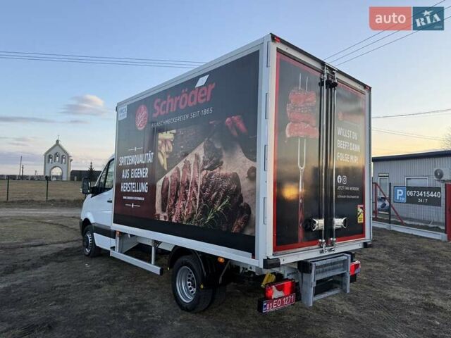 Белый Мерседес Sprinter, объемом двигателя 0 л и пробегом 243 тыс. км за 33999 $, фото 5 на Automoto.ua