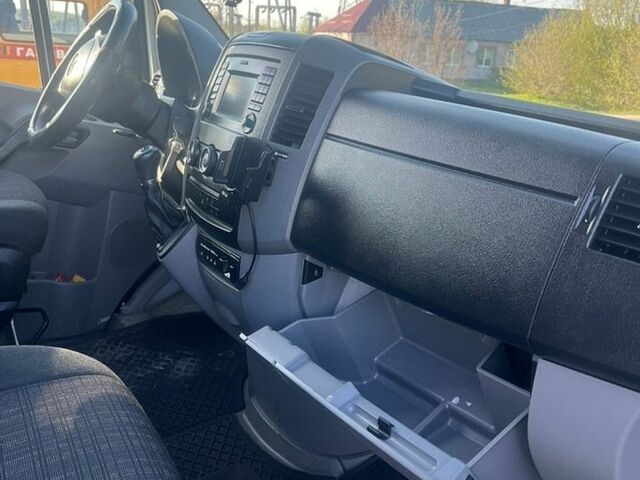 Белый Мерседес Sprinter, объемом двигателя 0 л и пробегом 460 тыс. км за 19000 $, фото 10 на Automoto.ua