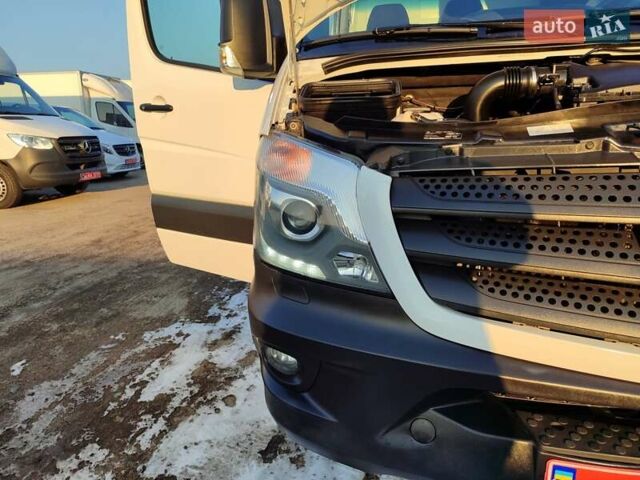 Белый Мерседес Sprinter, объемом двигателя 0 л и пробегом 380 тыс. км за 30900 $, фото 38 на Automoto.ua