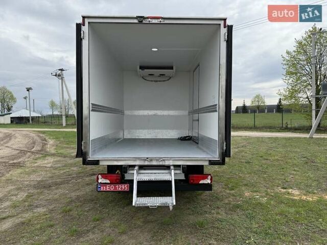 Белый Мерседес Sprinter, объемом двигателя 0 л и пробегом 328 тыс. км за 28650 $, фото 20 на Automoto.ua