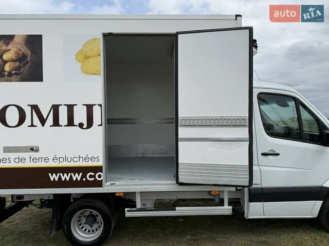 Белый Мерседес Sprinter, объемом двигателя 0 л и пробегом 328 тыс. км за 28650 $, фото 16 на Automoto.ua