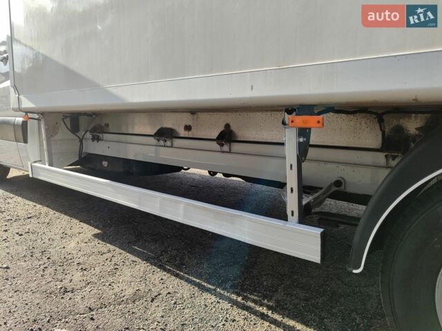Білий Мерседес Sprinter, об'ємом двигуна 2.2 л та пробігом 265 тис. км за 23950 $, фото 9 на Automoto.ua