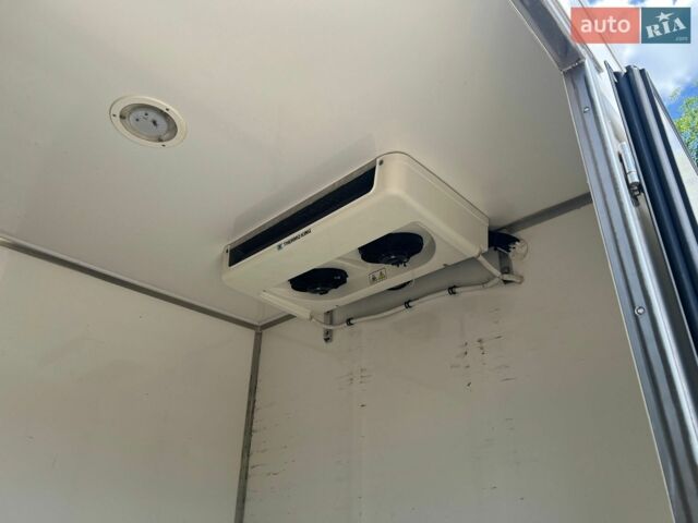 Білий Мерседес Sprinter, об'ємом двигуна 2.2 л та пробігом 258 тис. км за 32500 $, фото 14 на Automoto.ua