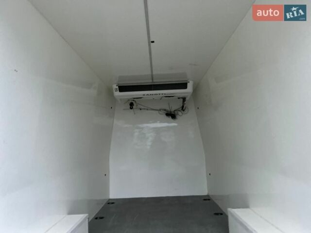 Белый Мерседес Sprinter, объемом двигателя 2.2 л и пробегом 175 тыс. км за 25450 $, фото 30 на Automoto.ua