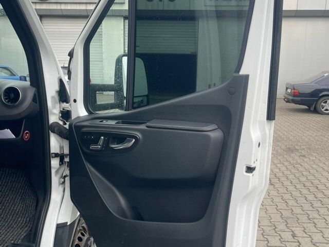 Білий Мерседес Sprinter, об'ємом двигуна 3 л та пробігом 248 тис. км за 40999 $, фото 24 на Automoto.ua