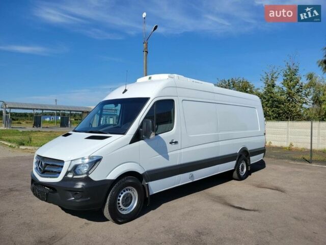 Белый Мерседес Sprinter, объемом двигателя 3 л и пробегом 311 тыс. км за 31900 $, фото 4 на Automoto.ua