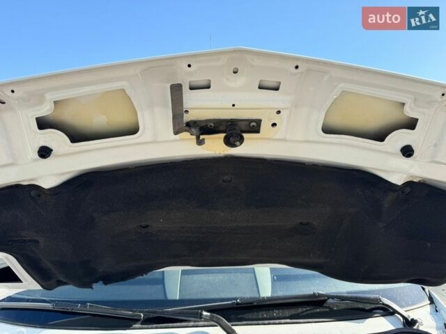 Белый Мерседес Sprinter, объемом двигателя 2.14 л и пробегом 283 тыс. км за 19500 $, фото 100 на Automoto.ua