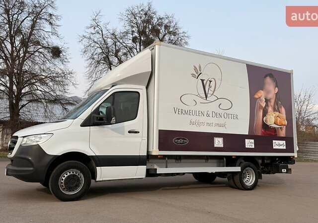 Белый Мерседес Sprinter, объемом двигателя 2.2 л и пробегом 238 тыс. км за 32000 $, фото 3 на Automoto.ua