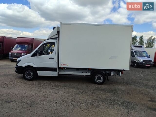 Белый Мерседес Sprinter, объемом двигателя 2.1 л и пробегом 270 тыс. км за 21600 $, фото 5 на Automoto.ua