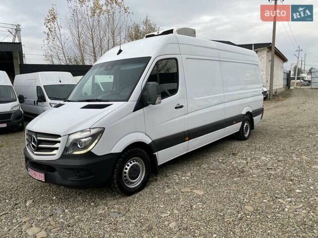 Белый Мерседес Sprinter, объемом двигателя 2.2 л и пробегом 170 тыс. км за 21450 $, фото 1 на Automoto.ua