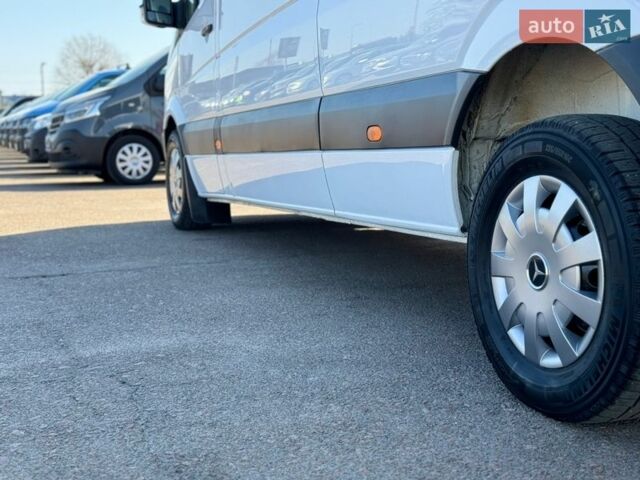 Белый Мерседес Sprinter, объемом двигателя 2.14 л и пробегом 283 тыс. км за 19500 $, фото 22 на Automoto.ua