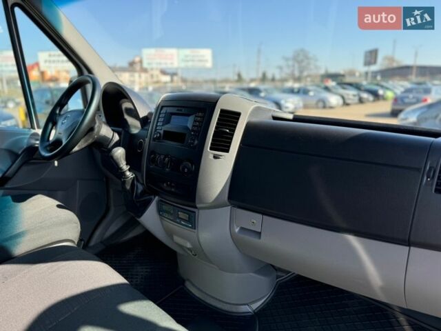 Белый Мерседес Sprinter, объемом двигателя 2.14 л и пробегом 283 тыс. км за 19500 $, фото 37 на Automoto.ua