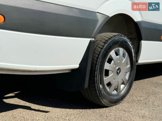 Белый Мерседес Sprinter, объемом двигателя 2.14 л и пробегом 283 тыс. км за 19500 $, фото 29 на Automoto.ua