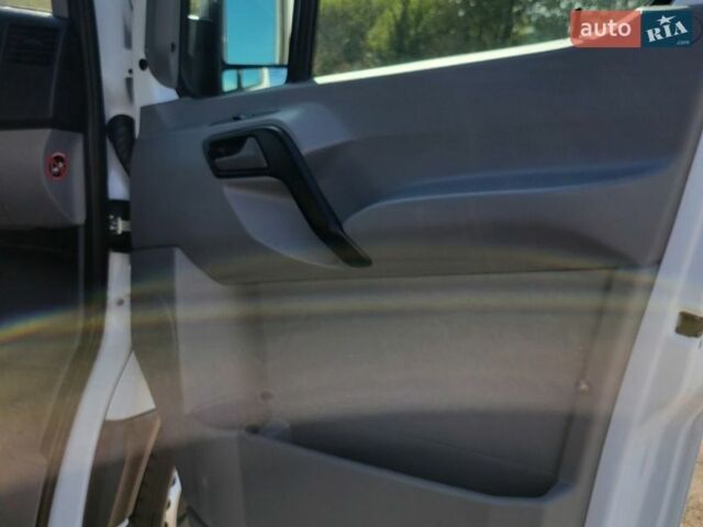 Белый Мерседес Sprinter, объемом двигателя 3 л и пробегом 311 тыс. км за 31900 $, фото 24 на Automoto.ua