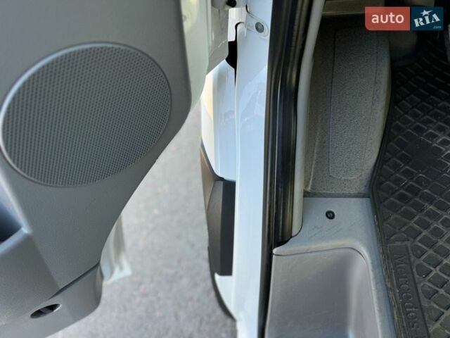 Белый Мерседес Sprinter, объемом двигателя 2.14 л и пробегом 283 тыс. км за 19500 $, фото 64 на Automoto.ua