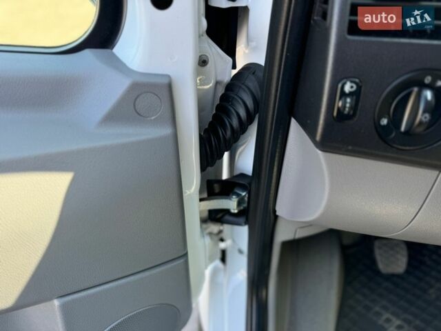 Белый Мерседес Sprinter, объемом двигателя 2.14 л и пробегом 283 тыс. км за 19500 $, фото 62 на Automoto.ua