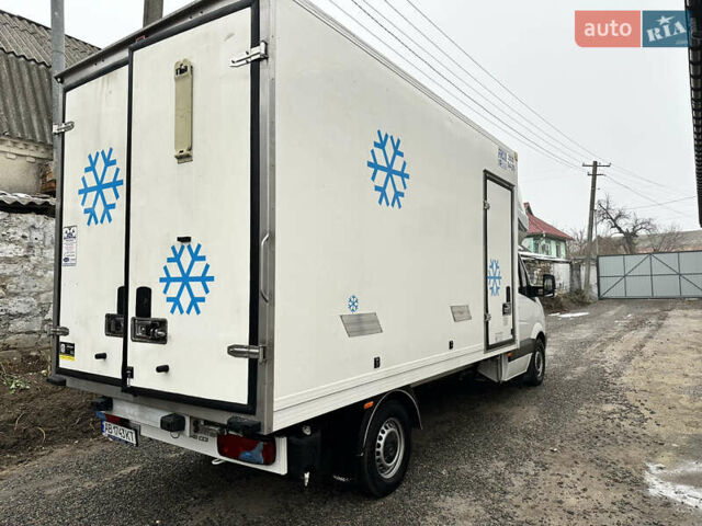Белый Мерседес Sprinter, объемом двигателя 2.2 л и пробегом 214 тыс. км за 21900 $, фото 3 на Automoto.ua