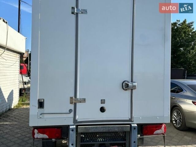 Білий Мерседес Sprinter, об'ємом двигуна 2.1 л та пробігом 266 тис. км за 21000 $, фото 4 на Automoto.ua