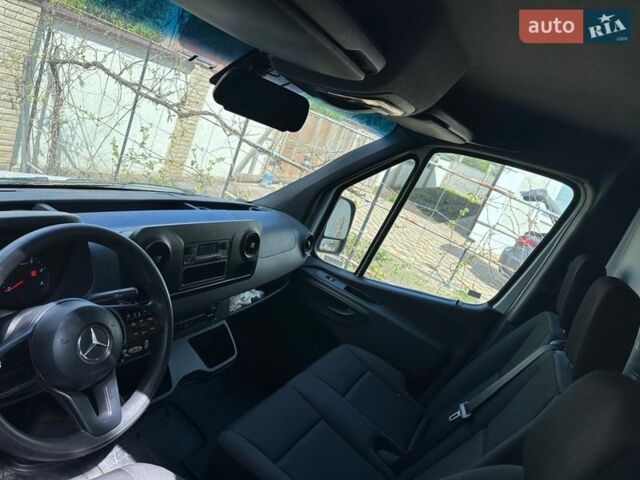 Білий Мерседес Sprinter, об'ємом двигуна 2.1 л та пробігом 266 тис. км за 21000 $, фото 9 на Automoto.ua