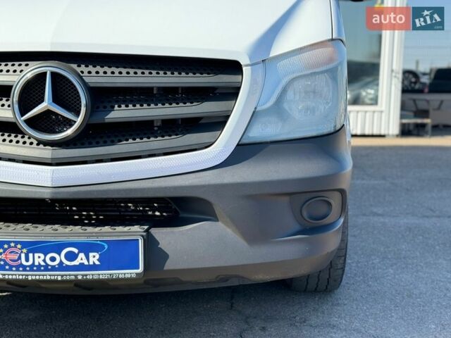 Белый Мерседес Sprinter, объемом двигателя 2.14 л и пробегом 283 тыс. км за 19500 $, фото 8 на Automoto.ua