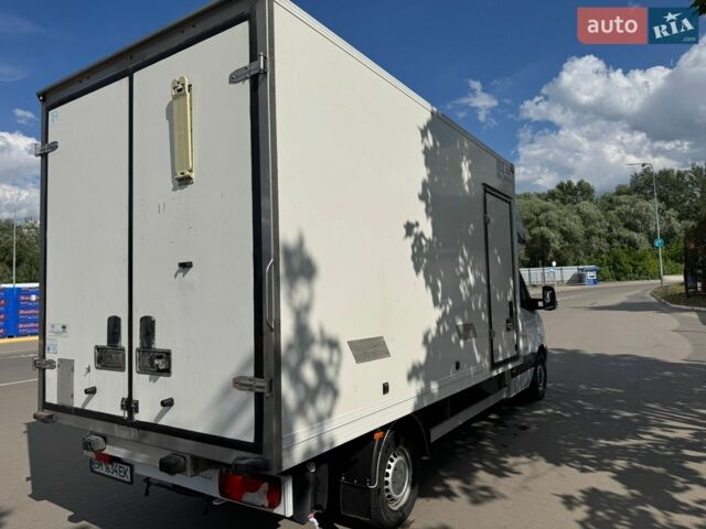 Белый Мерседес Sprinter, объемом двигателя 2.14 л и пробегом 300 тыс. км за 24000 $, фото 13 на Automoto.ua