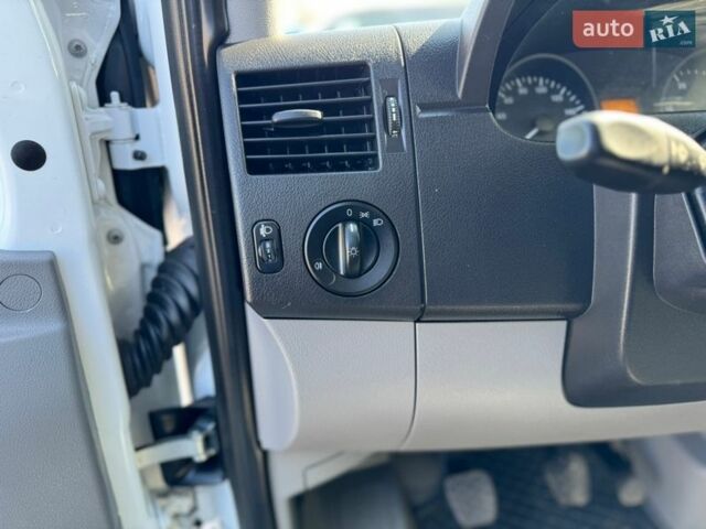 Белый Мерседес Sprinter, объемом двигателя 2.14 л и пробегом 283 тыс. км за 19500 $, фото 54 на Automoto.ua