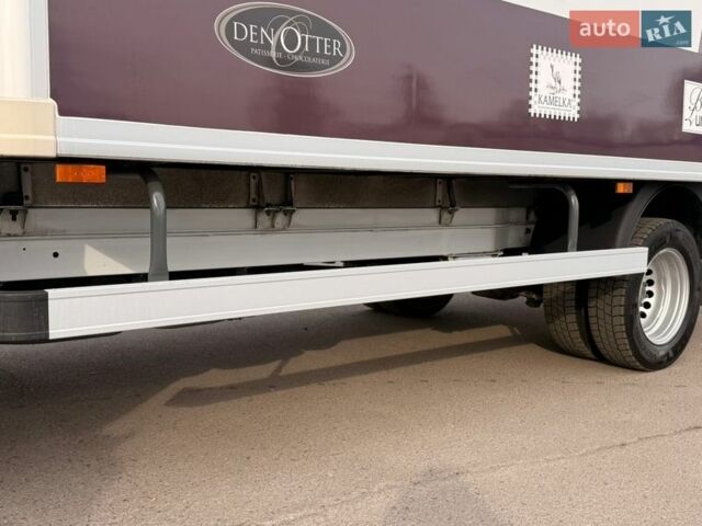 Белый Мерседес Sprinter, объемом двигателя 2.2 л и пробегом 238 тыс. км за 32000 $, фото 16 на Automoto.ua