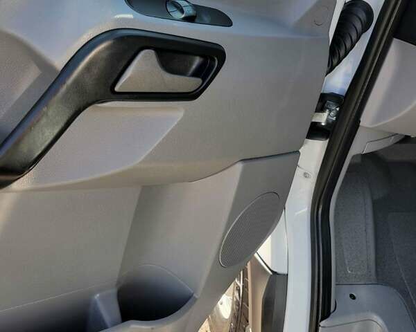 Білий Мерседес Sprinter, об'ємом двигуна 3 л та пробігом 311 тис. км за 31900 $, фото 34 на Automoto.ua
