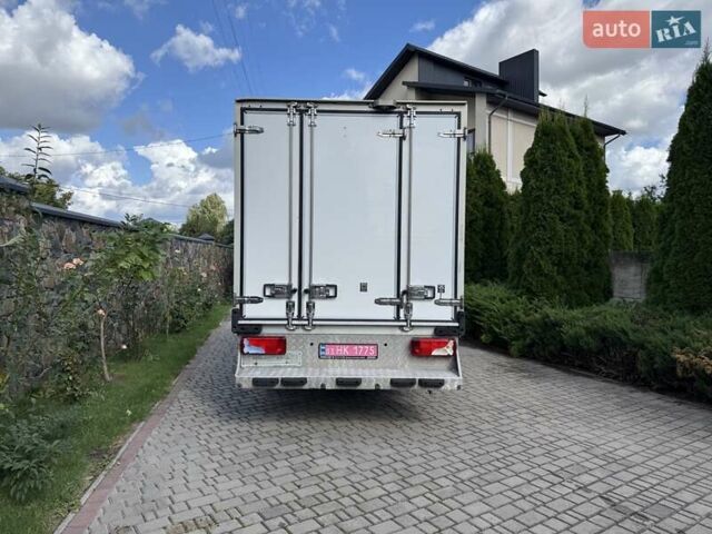 Белый Мерседес Sprinter, объемом двигателя 2.2 л и пробегом 324 тыс. км за 19300 $, фото 14 на Automoto.ua