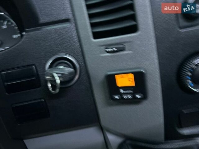 Белый Мерседес Sprinter, объемом двигателя 2.2 л и пробегом 175 тыс. км за 25450 $, фото 47 на Automoto.ua