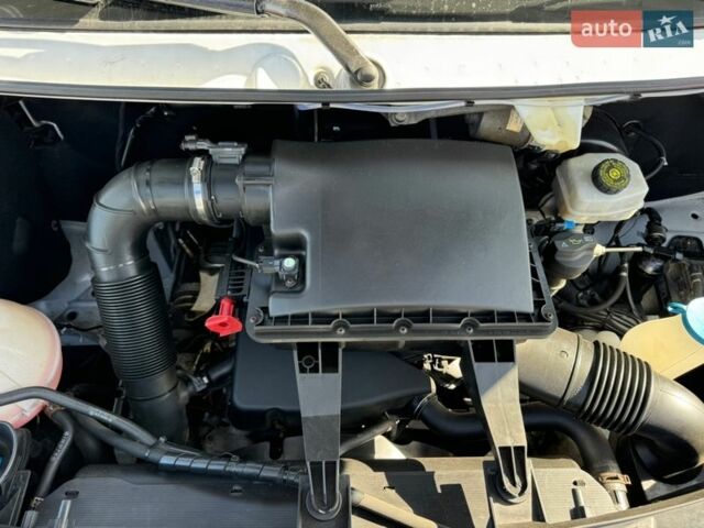 Белый Мерседес Sprinter, объемом двигателя 2.14 л и пробегом 283 тыс. км за 19500 $, фото 103 на Automoto.ua