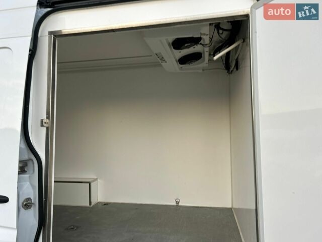 Білий Мерседес Sprinter, об'ємом двигуна 2.2 л та пробігом 210 тис. км за 21550 $, фото 33 на Automoto.ua