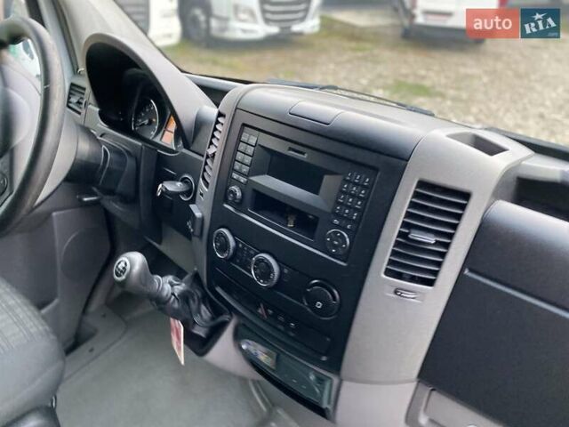 Белый Мерседес Sprinter, объемом двигателя 2.2 л и пробегом 170 тыс. км за 21450 $, фото 41 на Automoto.ua