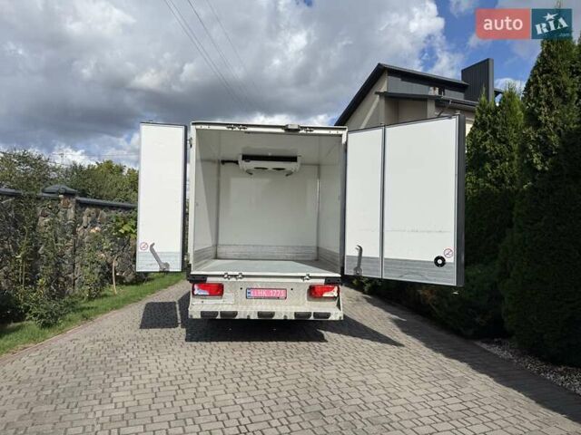 Белый Мерседес Sprinter, объемом двигателя 2.2 л и пробегом 324 тыс. км за 19300 $, фото 22 на Automoto.ua