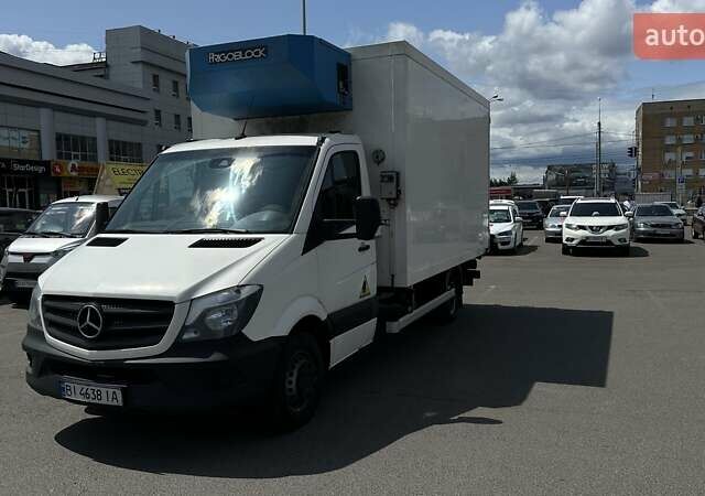 Белый Мерседес Sprinter, объемом двигателя 2.14 л и пробегом 320 тыс. км за 35191 $, фото 1 на Automoto.ua