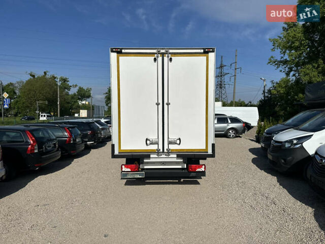 Белый Мерседес Sprinter, объемом двигателя 3 л и пробегом 225 тыс. км за 33800 $, фото 7 на Automoto.ua