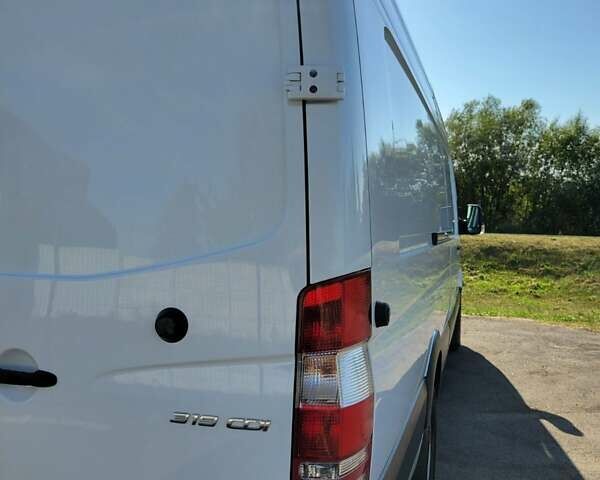 Білий Мерседес Sprinter, об'ємом двигуна 3 л та пробігом 311 тис. км за 31700 $, фото 11 на Automoto.ua