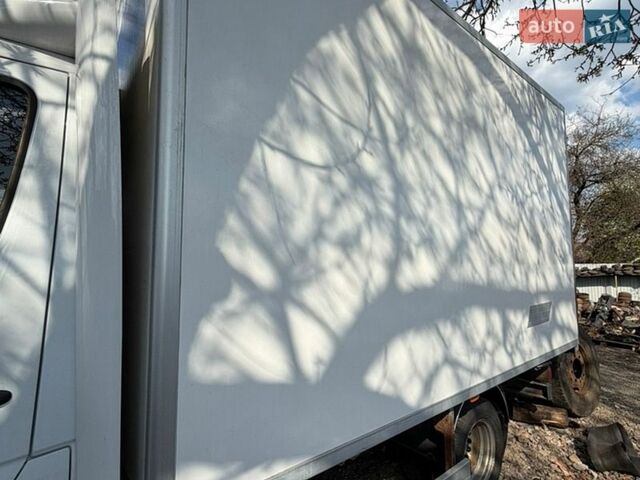 Белый Мерседес Sprinter, объемом двигателя 0 л и пробегом 120 тыс. км за 15000 $, фото 4 на Automoto.ua