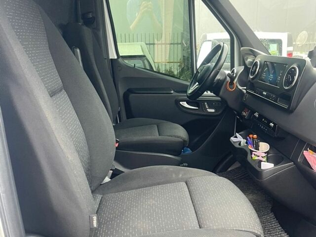 Білий Мерседес Sprinter, об'ємом двигуна 3 л та пробігом 248 тис. км за 40999 $, фото 23 на Automoto.ua