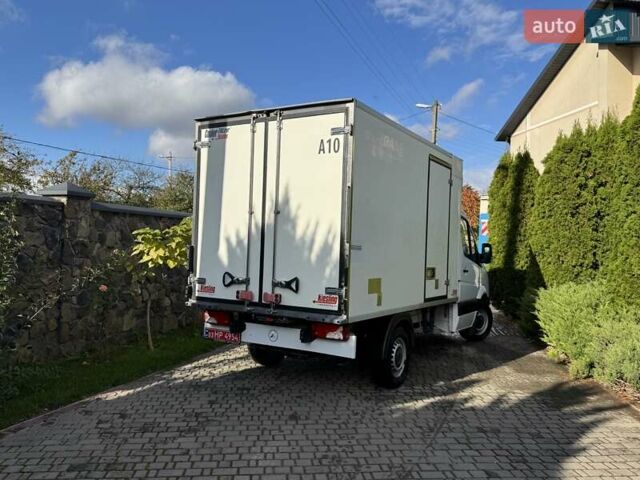 Белый Мерседес Sprinter, объемом двигателя 2.2 л и пробегом 296 тыс. км за 19500 $, фото 13 на Automoto.ua