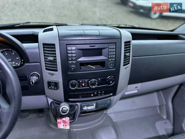 Белый Мерседес Sprinter, объемом двигателя 2.2 л и пробегом 175 тыс. км за 20500 $, фото 43 на Automoto.ua