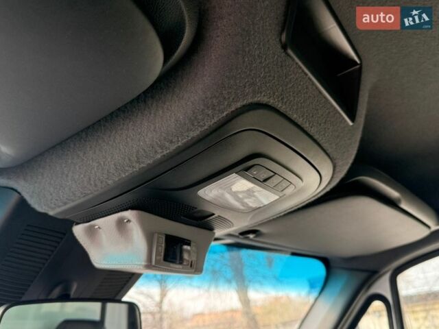 Белый Мерседес Sprinter, объемом двигателя 2.2 л и пробегом 238 тыс. км за 35000 $, фото 31 на Automoto.ua