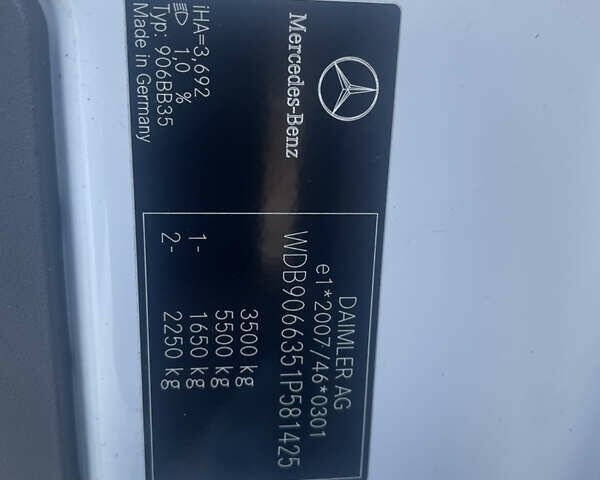 Белый Мерседес Sprinter, объемом двигателя 3 л и пробегом 281 тыс. км за 27900 $, фото 20 на Automoto.ua