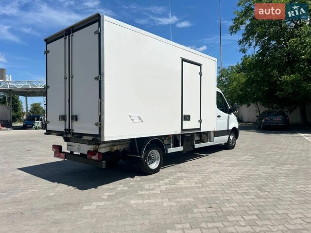 Білий Мерседес Sprinter, об'ємом двигуна 2.2 л та пробігом 258 тис. км за 32500 $, фото 4 на Automoto.ua